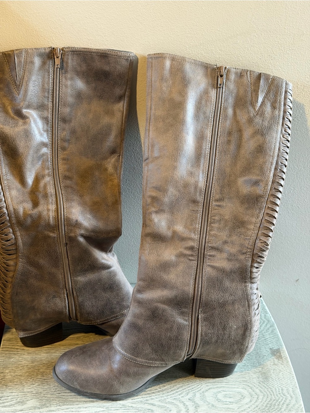 Fergalicious Black and Taupe Heeled Knee-High Boots 2 PAIRS Size 9 - Picture 10 of 14